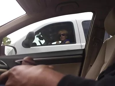 Mooie babe kreeg sperma op neukfilms gratis haar tieten